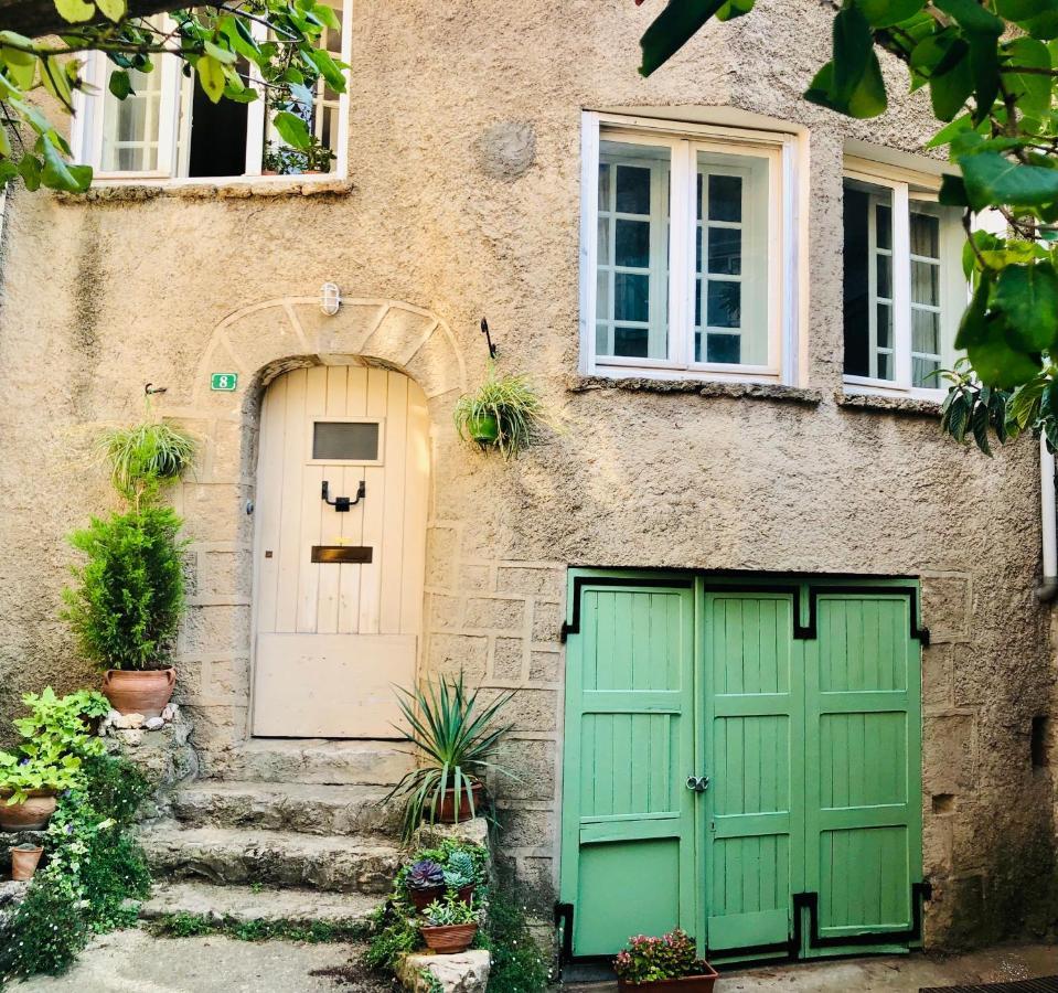La Rose-maison Searle A Tourtour