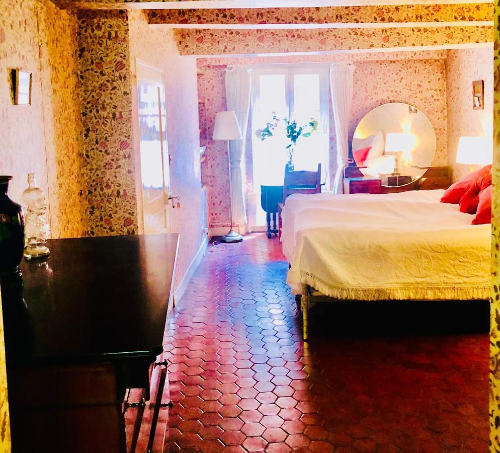 La Rose-maison Searle A * Tourtour